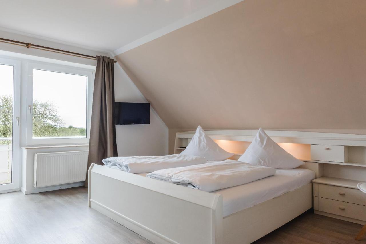Straendhus Bed&Breakfast Hasselberg  Exterior foto