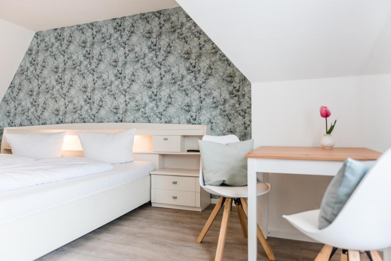 Straendhus Bed&Breakfast Hasselberg  Exterior foto