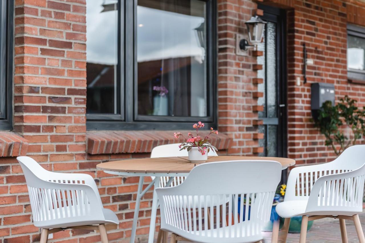 Straendhus Bed&Breakfast Hasselberg  Exterior foto